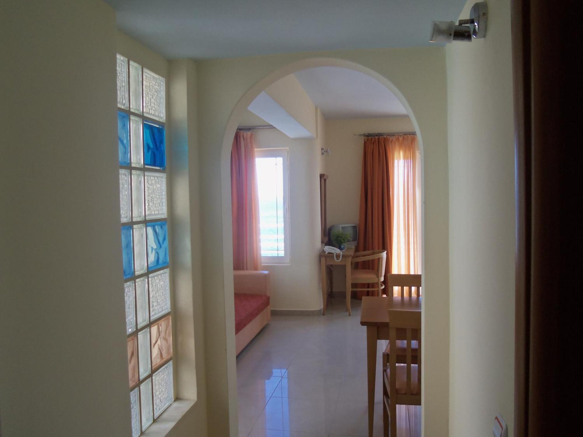 Ionio Star Aparthotel Koutsourás