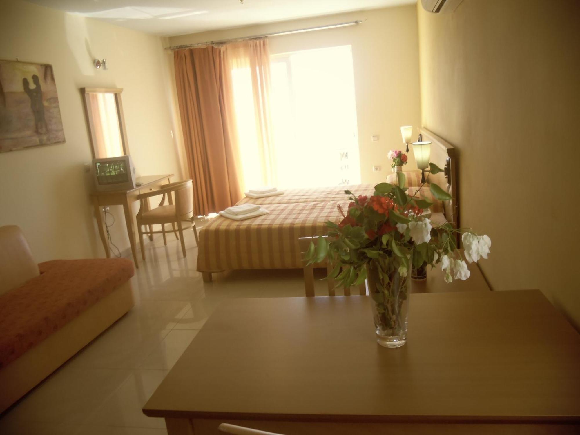 Aparthotel Ionio Star 3*